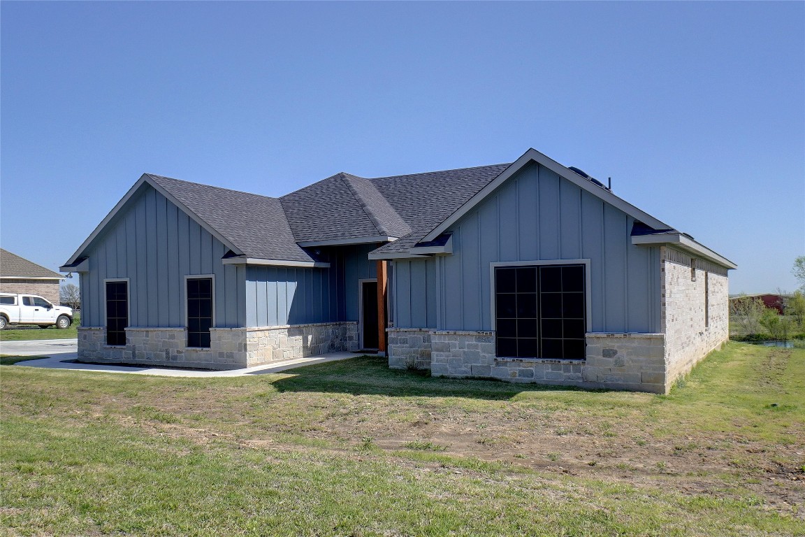 112 County Road 2830 Decatur TX 76234
