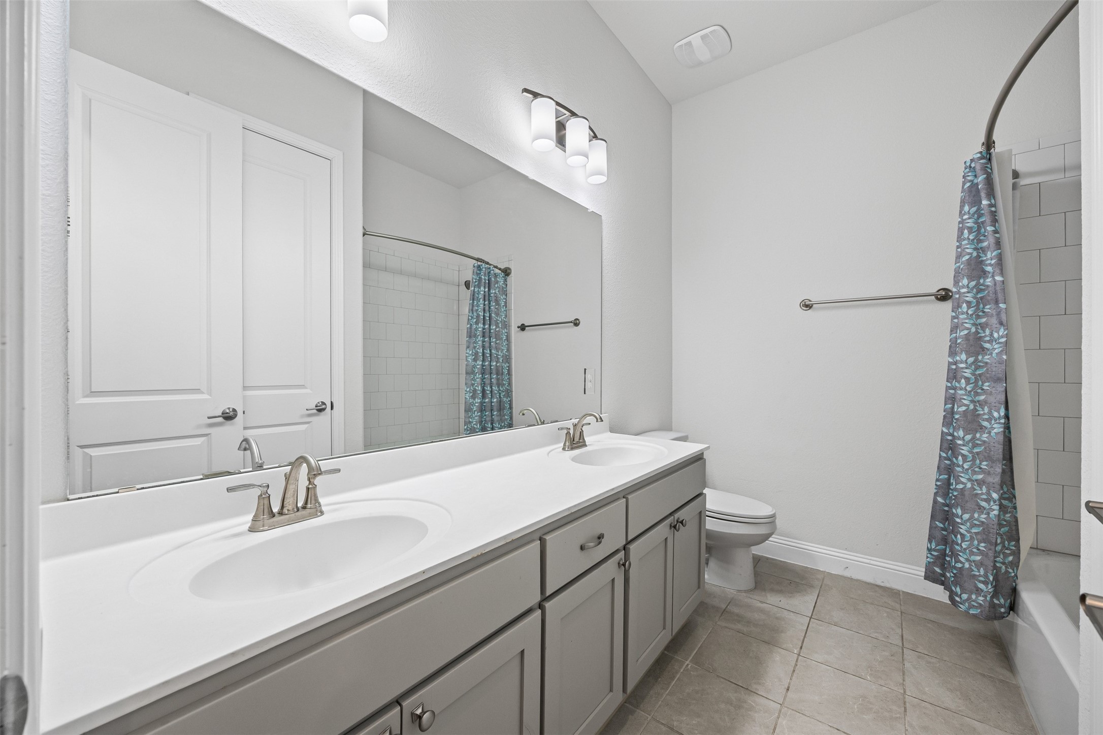 117 Vail Lane Waxahachie TX 75167