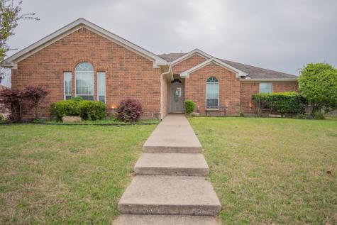 334 Hacienda Drive Waxahachie TX 75165