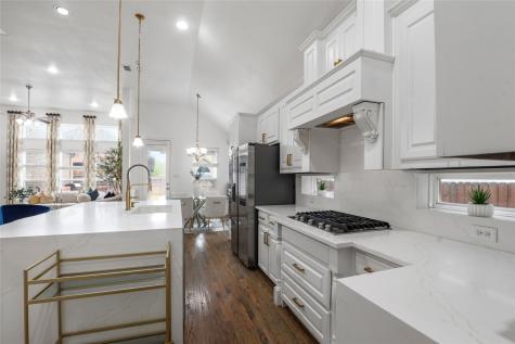2461 Kingsgate Drive Little Elm TX 75068