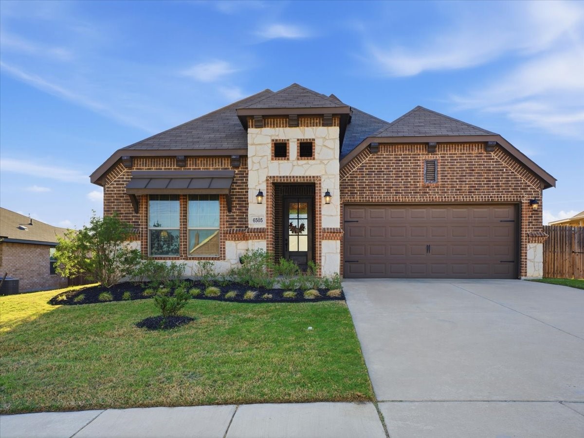 6505 Molly Anita Drive Burleson TX 76058