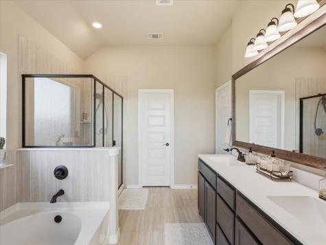6505 Molly Anita Drive Burleson TX 76058