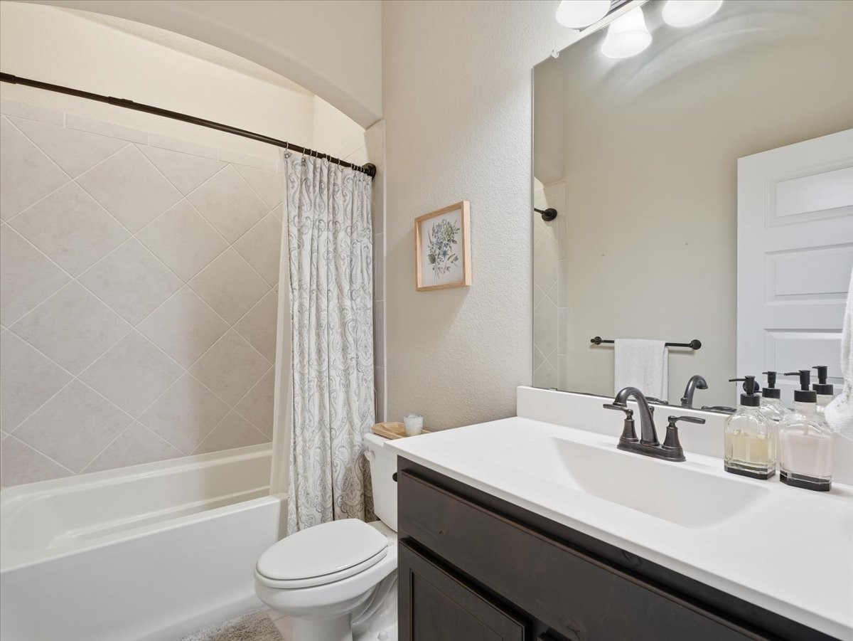 6505 Molly Anita Drive Burleson TX 76058