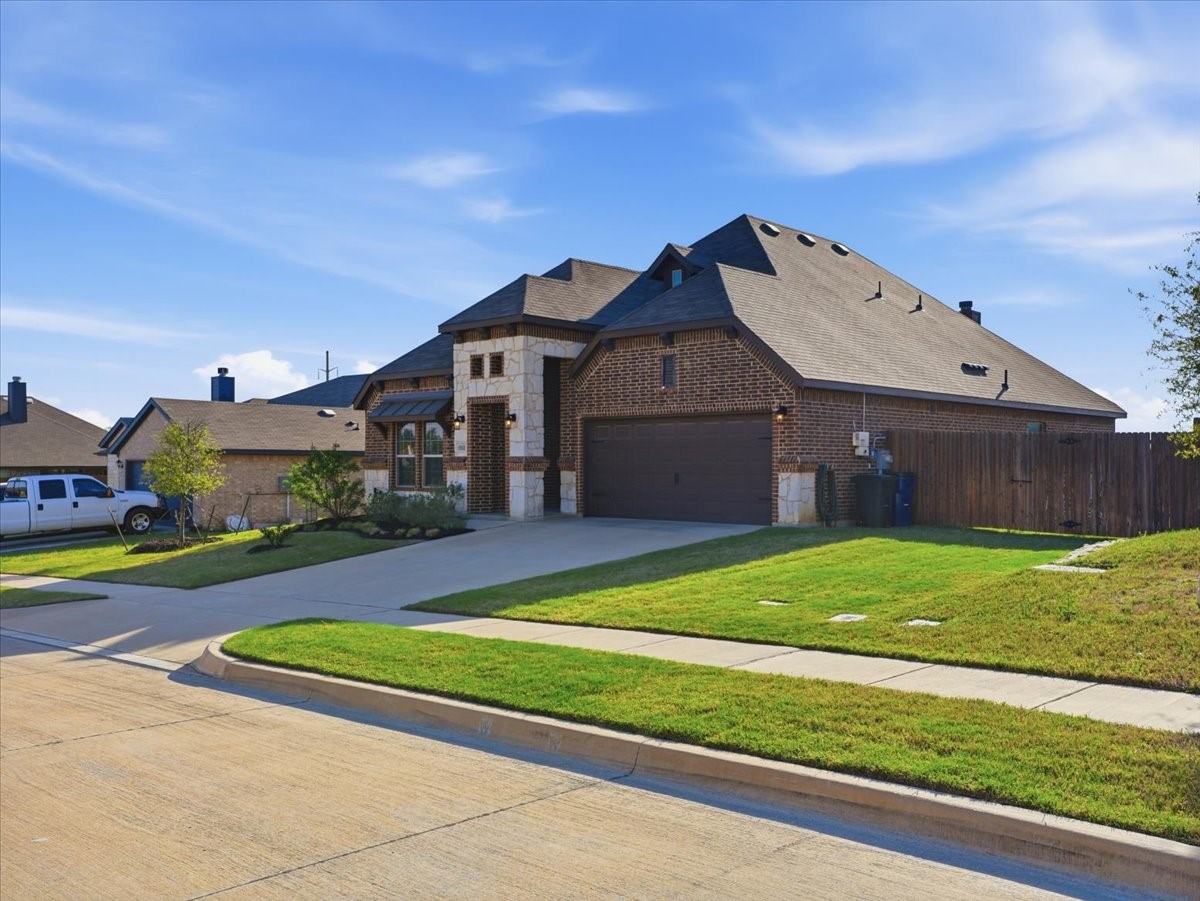 6505 Molly Anita Drive Burleson TX 76058