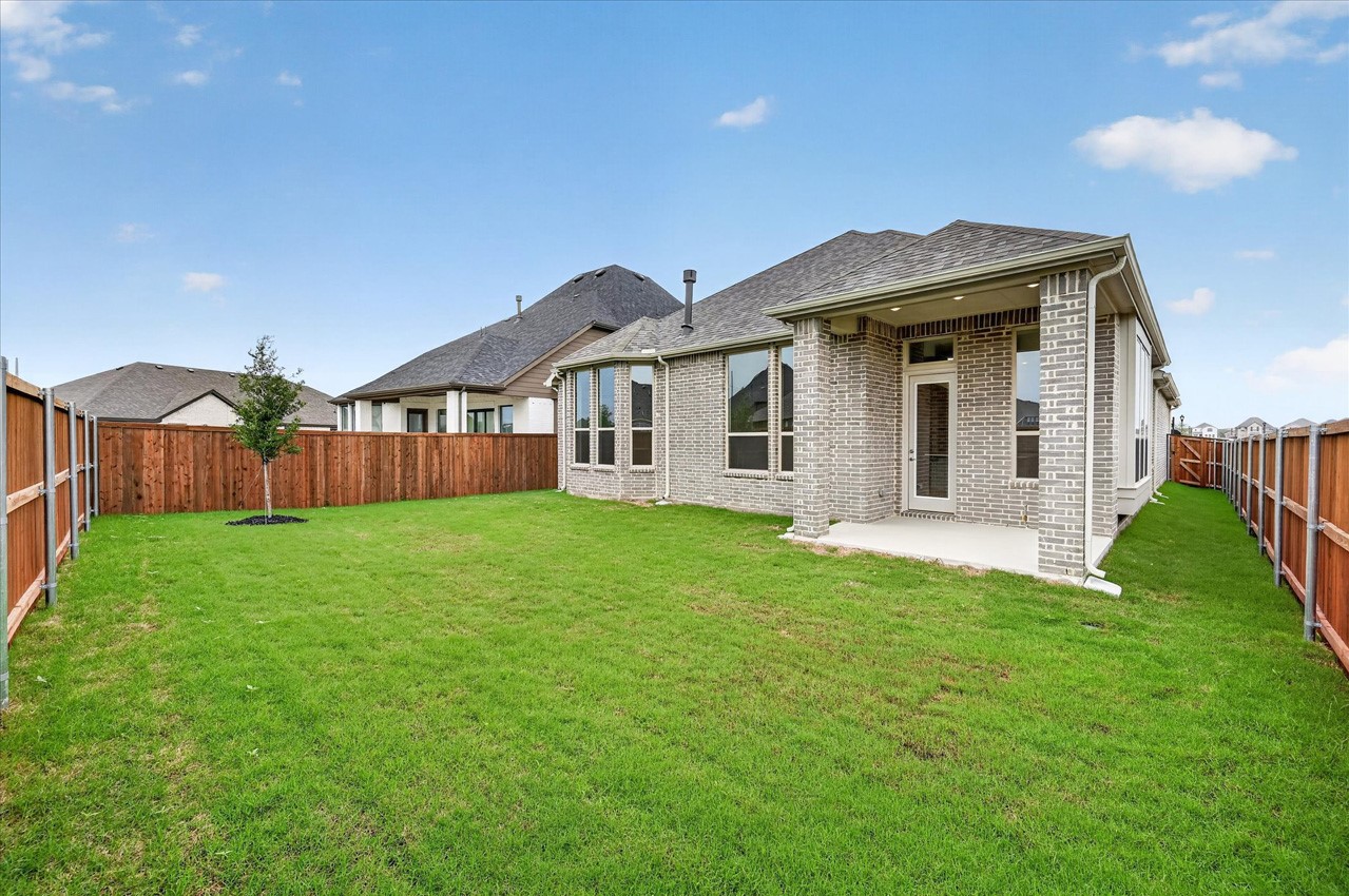 1629 Buscot Lane Fort Worth TX 76052