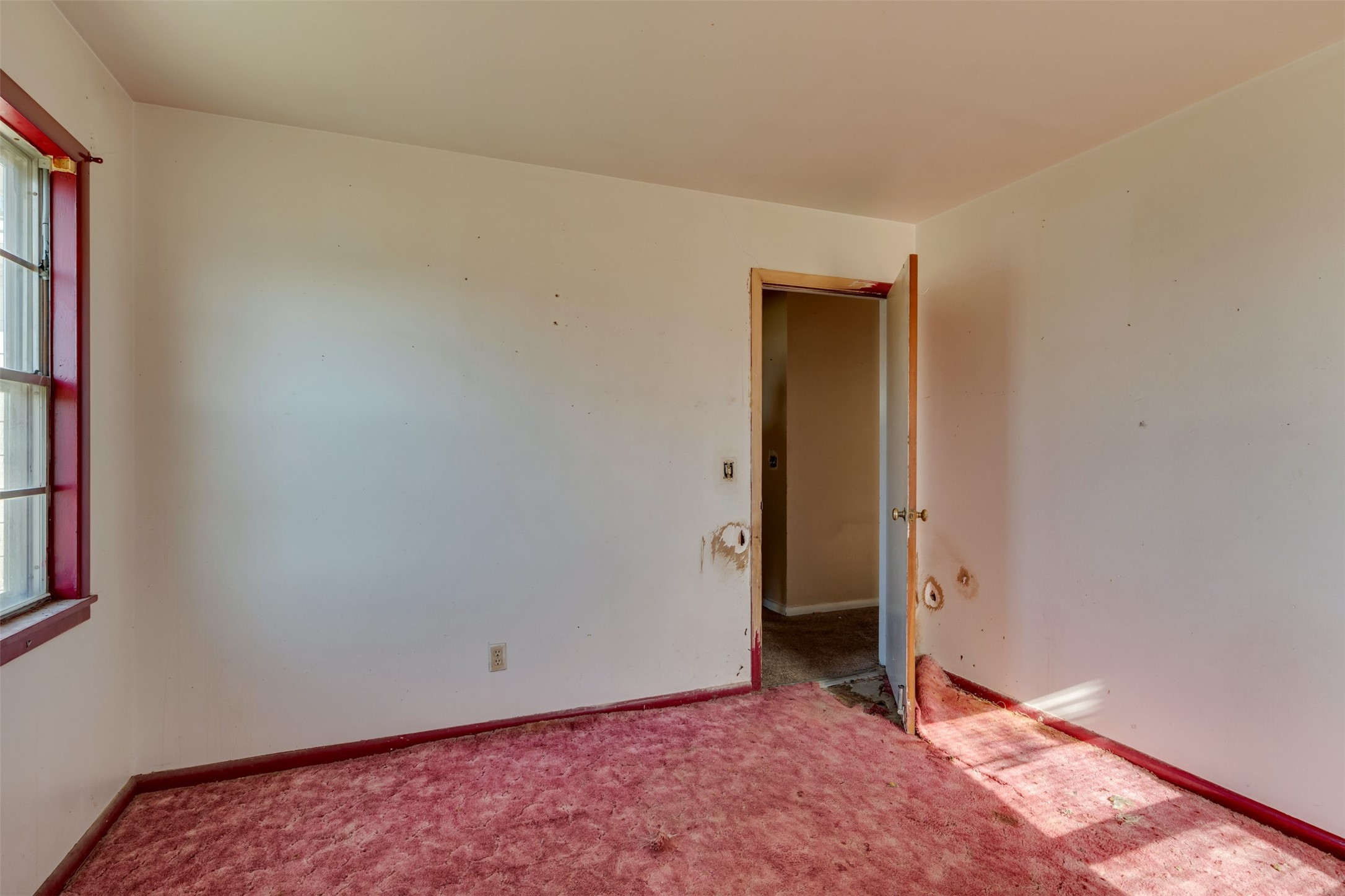 207 N King Street Henrietta TX 76365