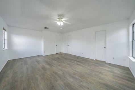 2321 Warwick Avenue Grand Prairie TX 75052
