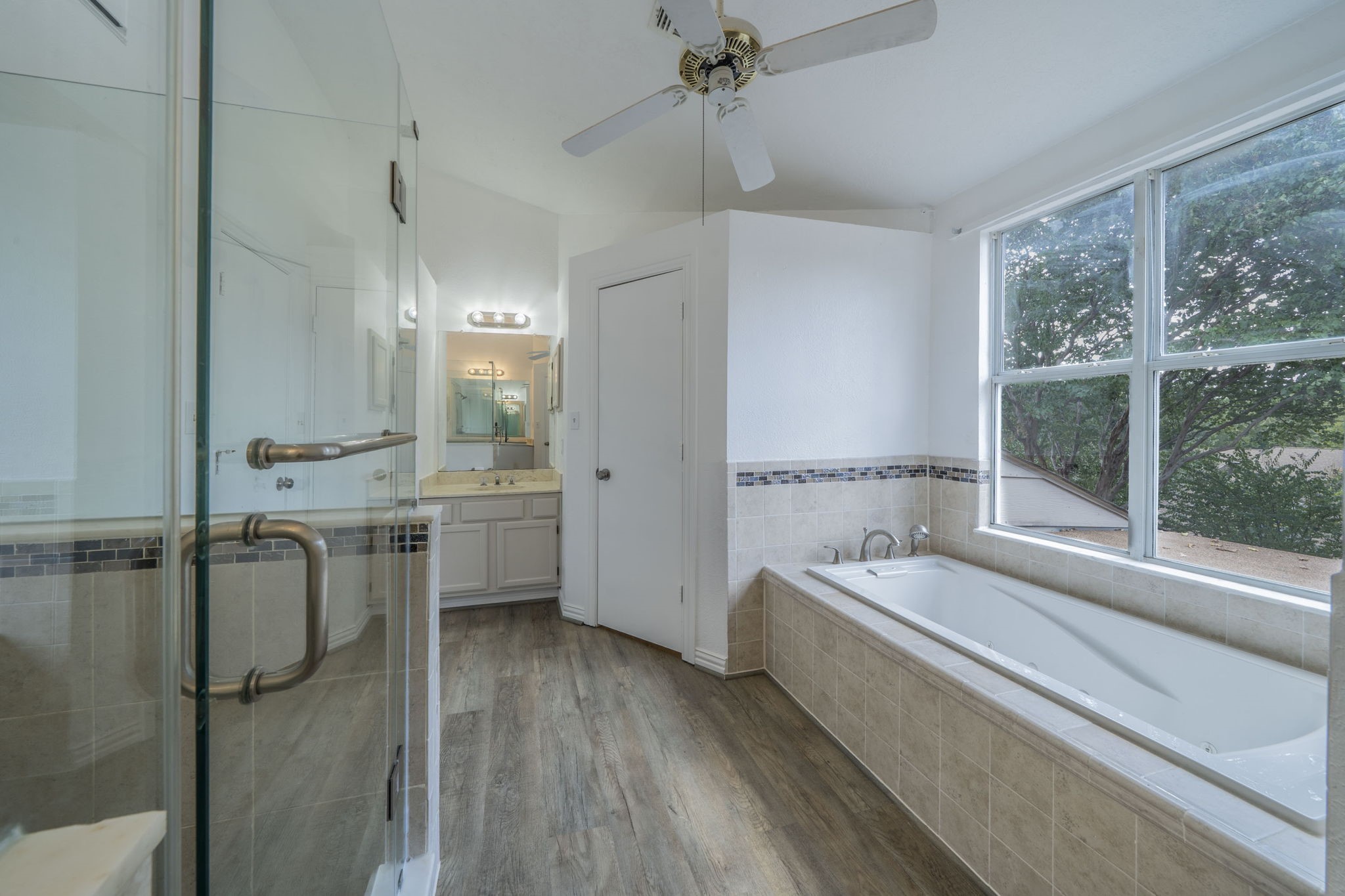 2321 Warwick Avenue Grand Prairie TX 75052