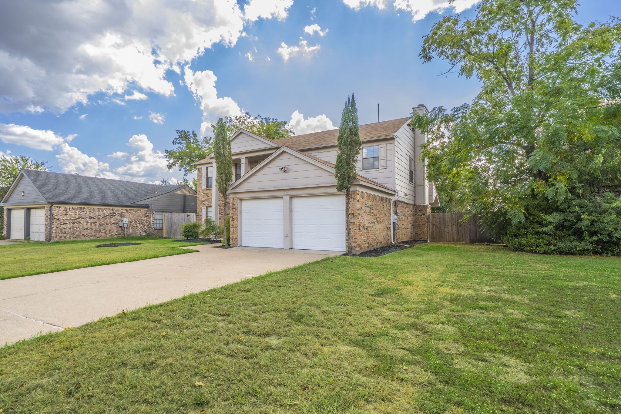 2321 Warwick Avenue Grand Prairie TX 75052