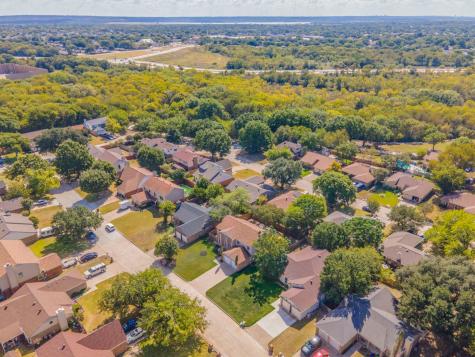 2321 Warwick Avenue Grand Prairie TX 75052