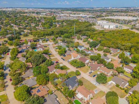2321 Warwick Avenue Grand Prairie TX 75052