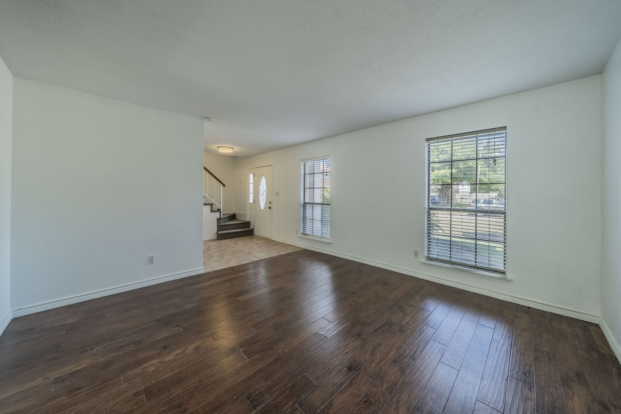 2321 Warwick Avenue Grand Prairie TX 75052