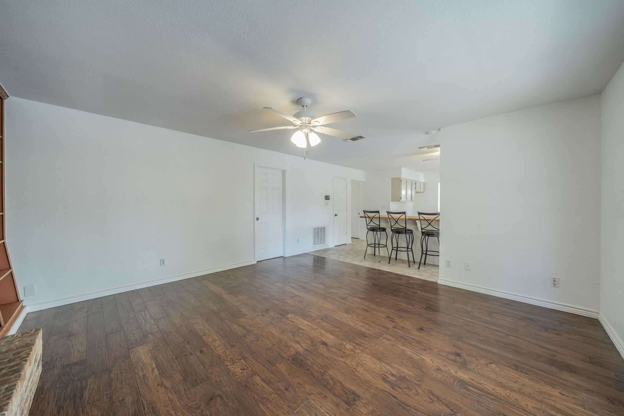 2321 Warwick Avenue Grand Prairie TX 75052