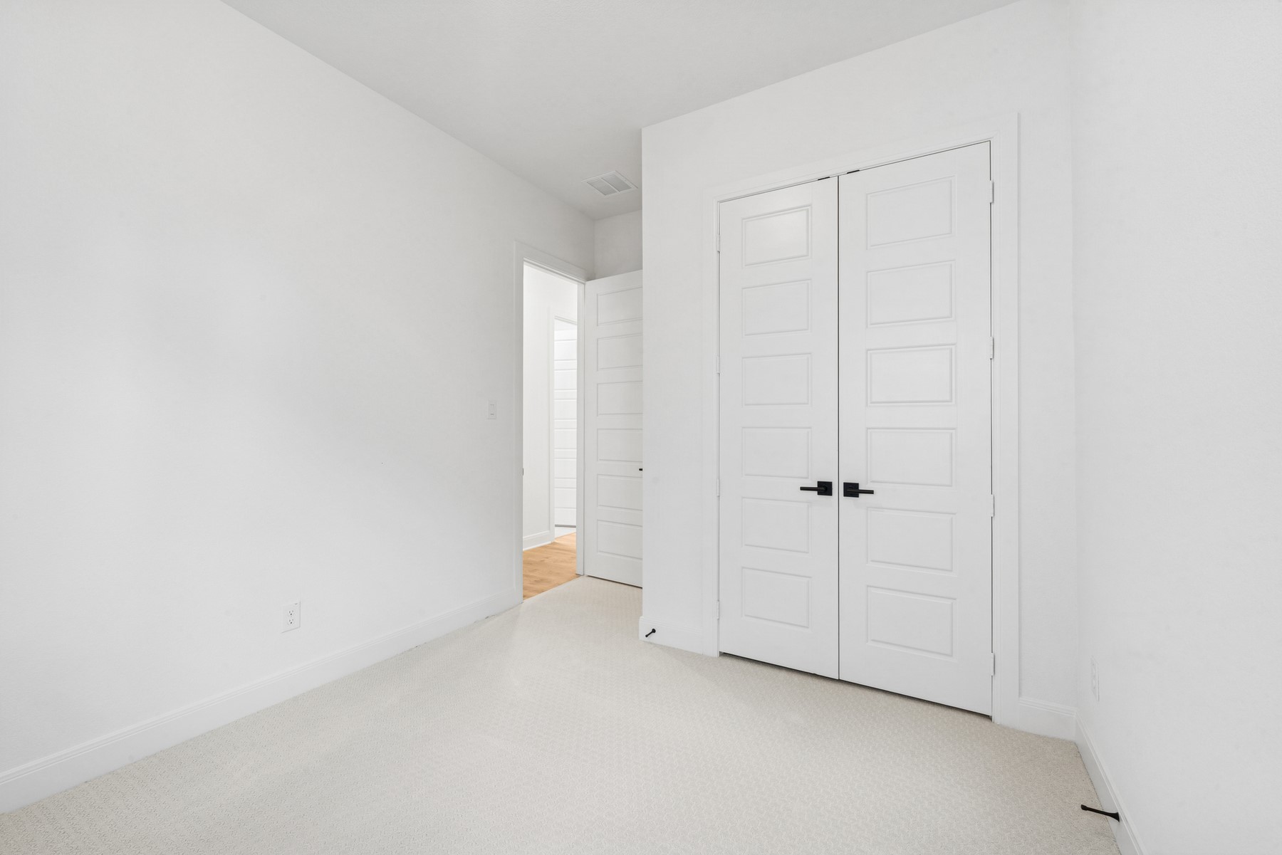606 Long Trail Mansfield TX 76063
