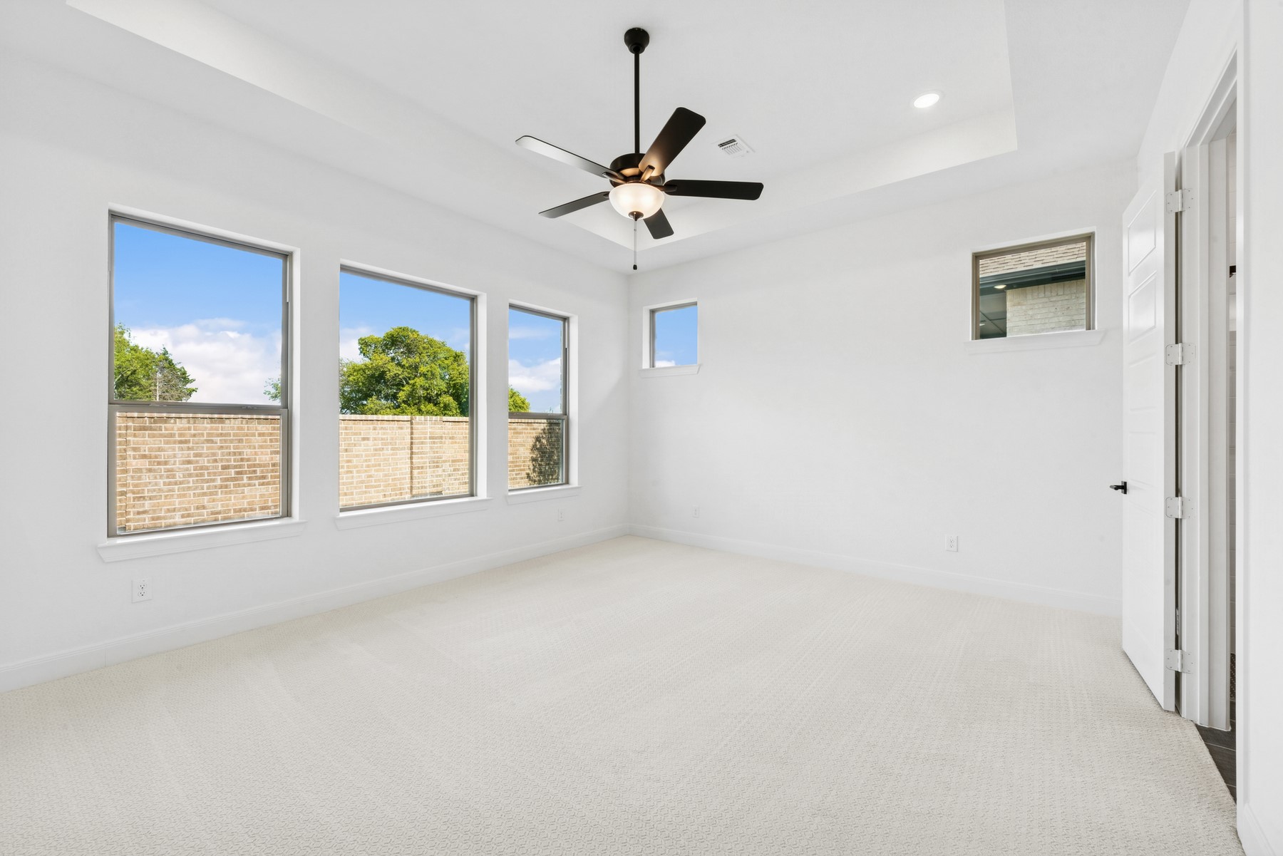 606 Long Trail Mansfield TX 76063