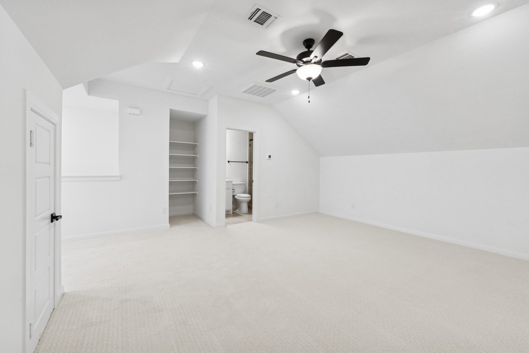 606 Long Trail Mansfield TX 76063