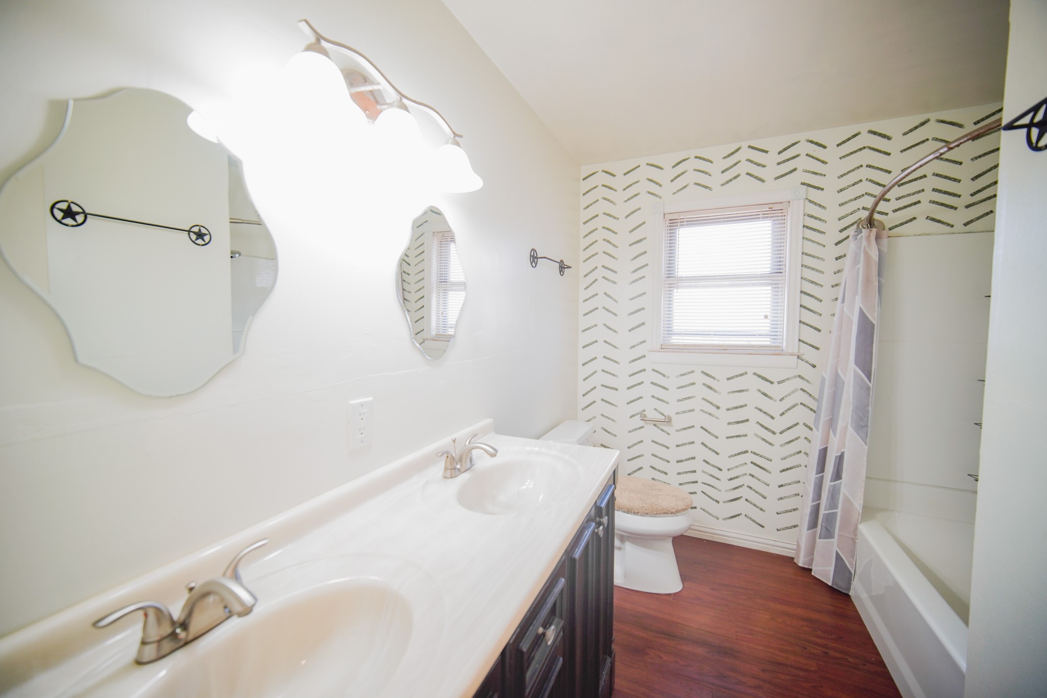 202 N 10th Street Jacksboro TX 76458