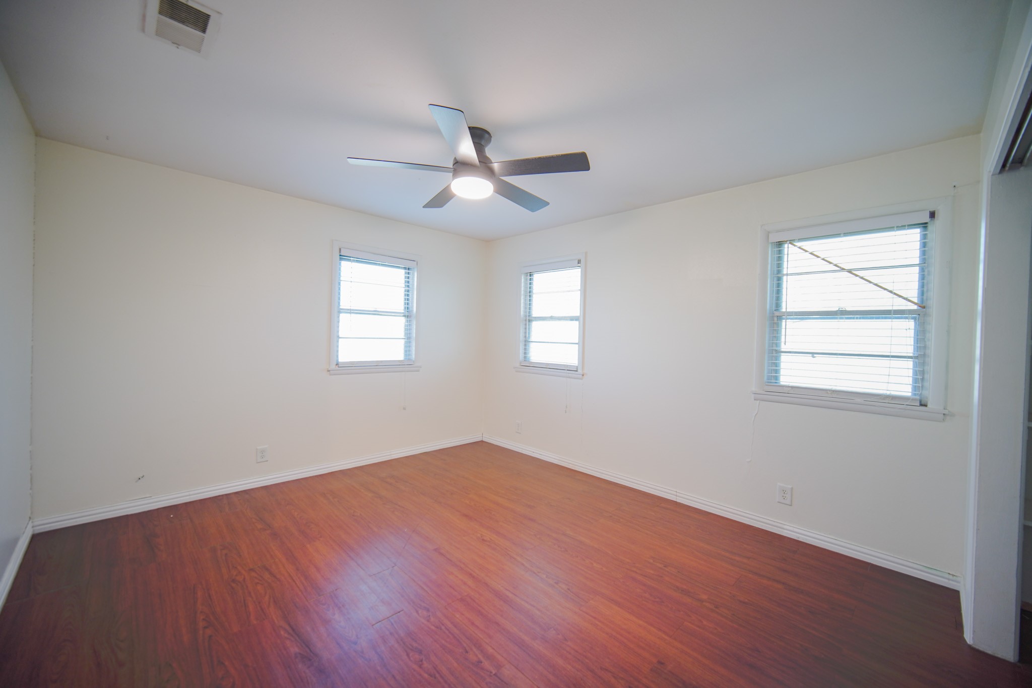 202 N 10th Street Jacksboro TX 76458