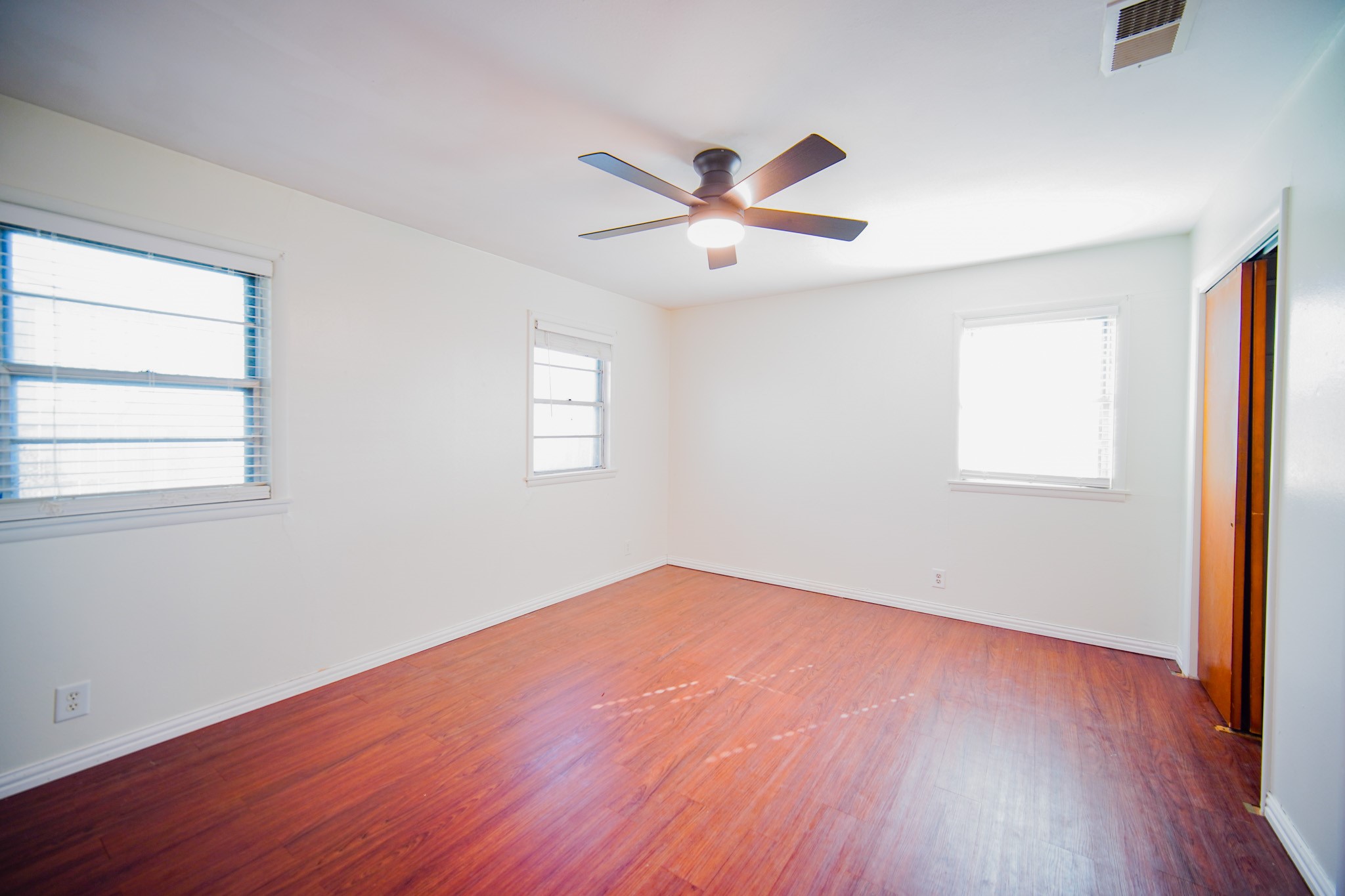202 N 10th Street Jacksboro TX 76458