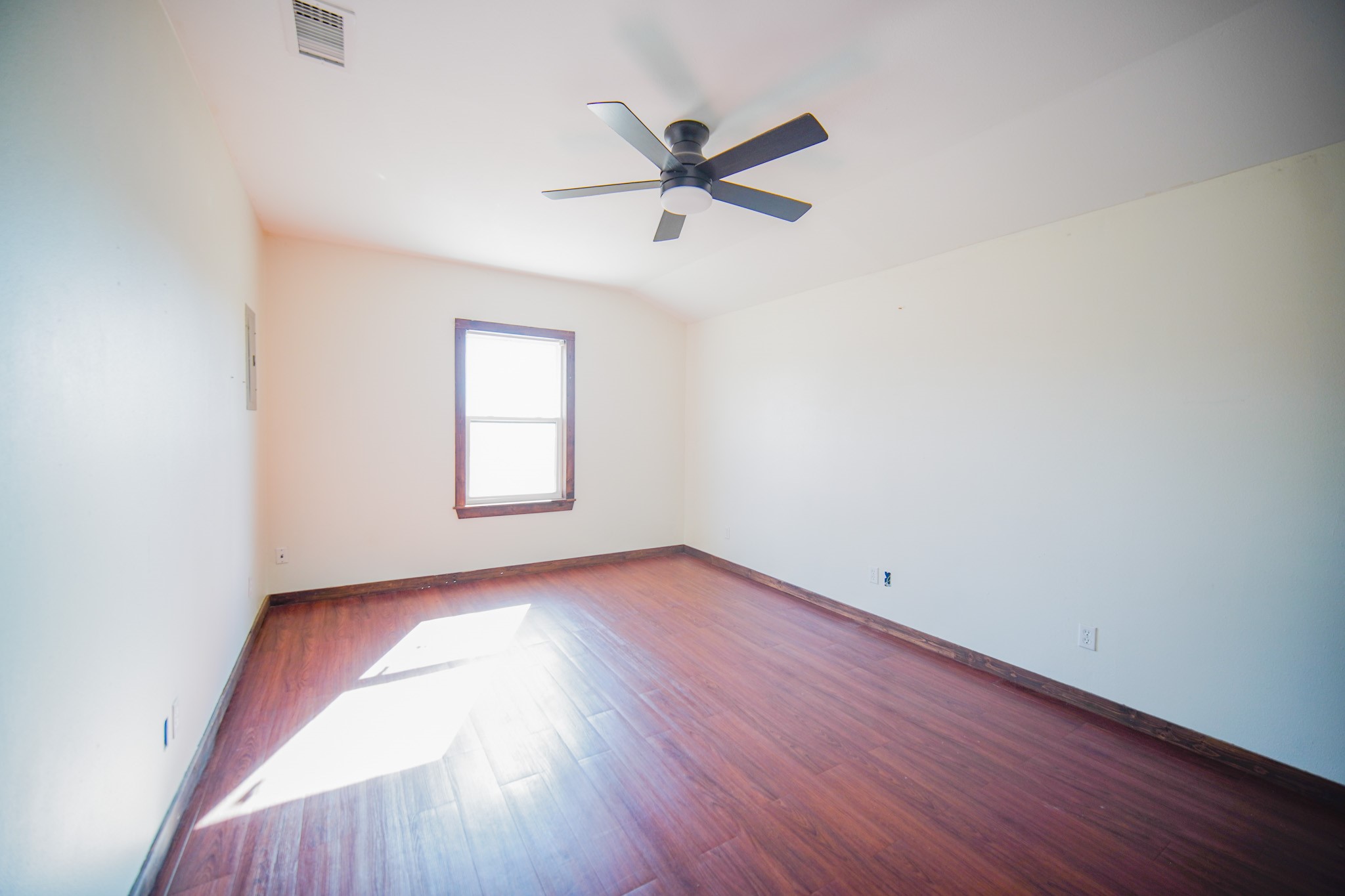 202 N 10th Street Jacksboro TX 76458