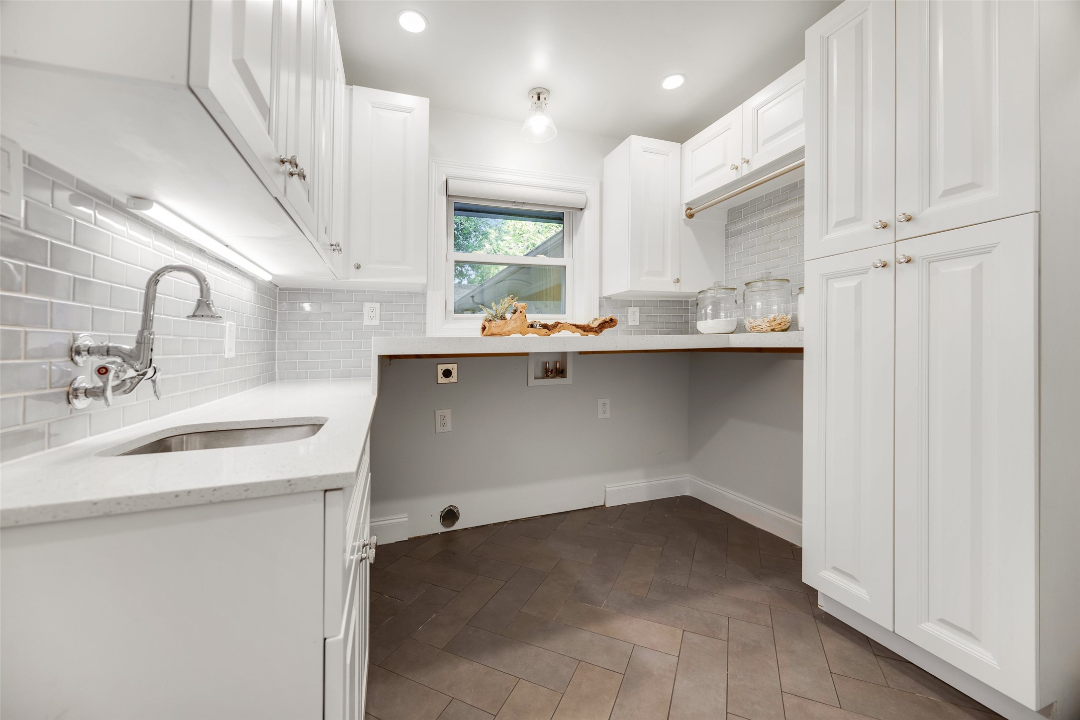 7363 Meadow Oaks Drive Dallas TX 75230