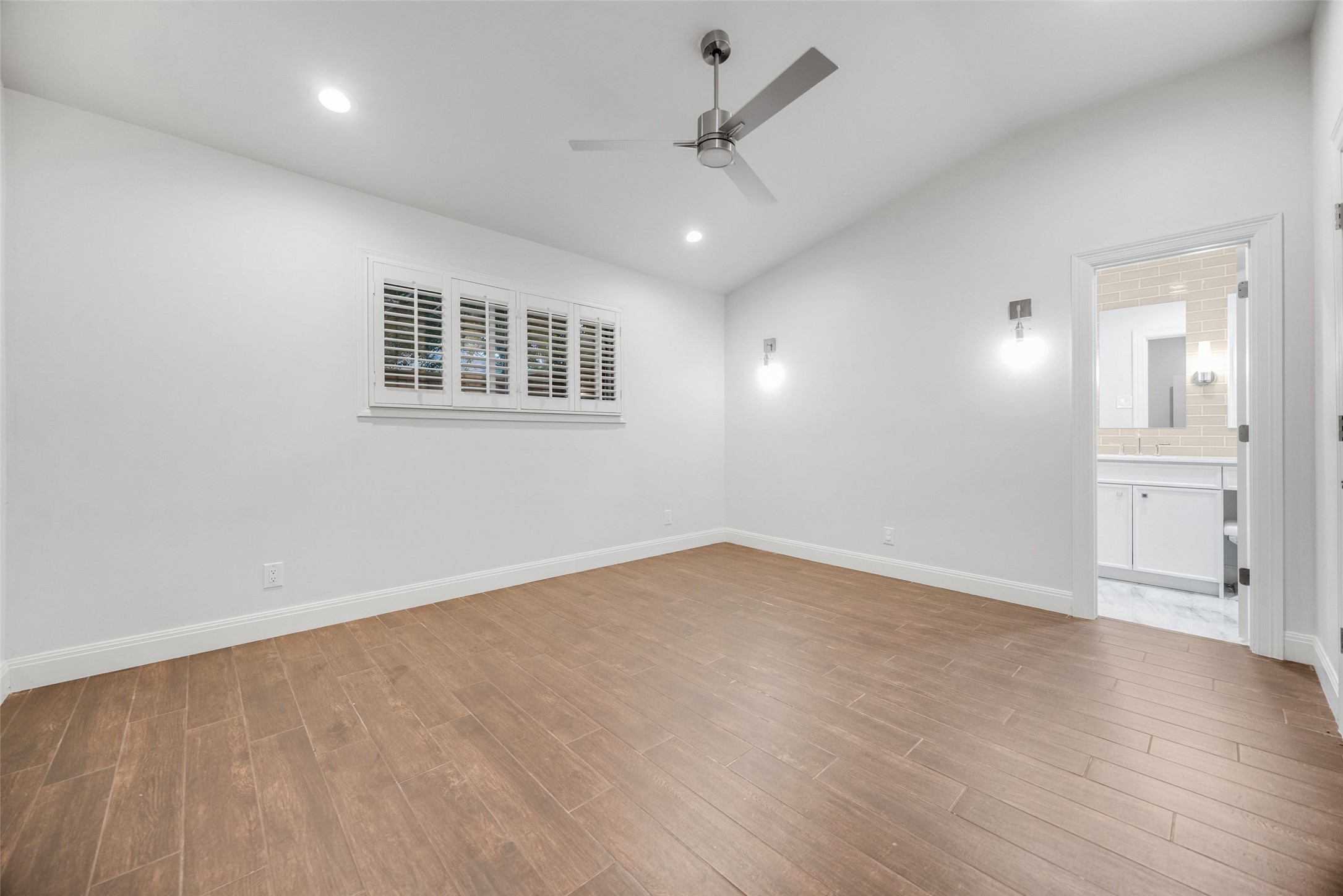 7363 Meadow Oaks Drive Dallas TX 75230