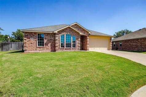 1165 Snowbird Court Benbrook TX 76126