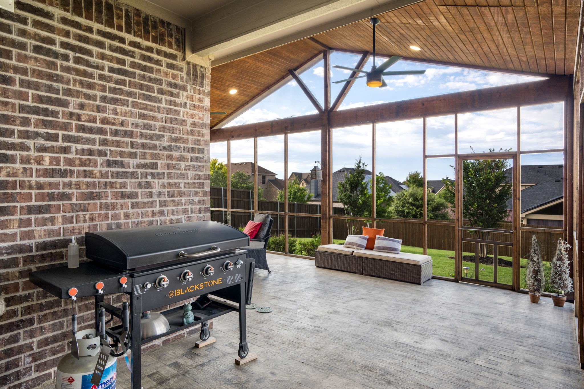 560 Winnetka Drive Oak Point TX 75068