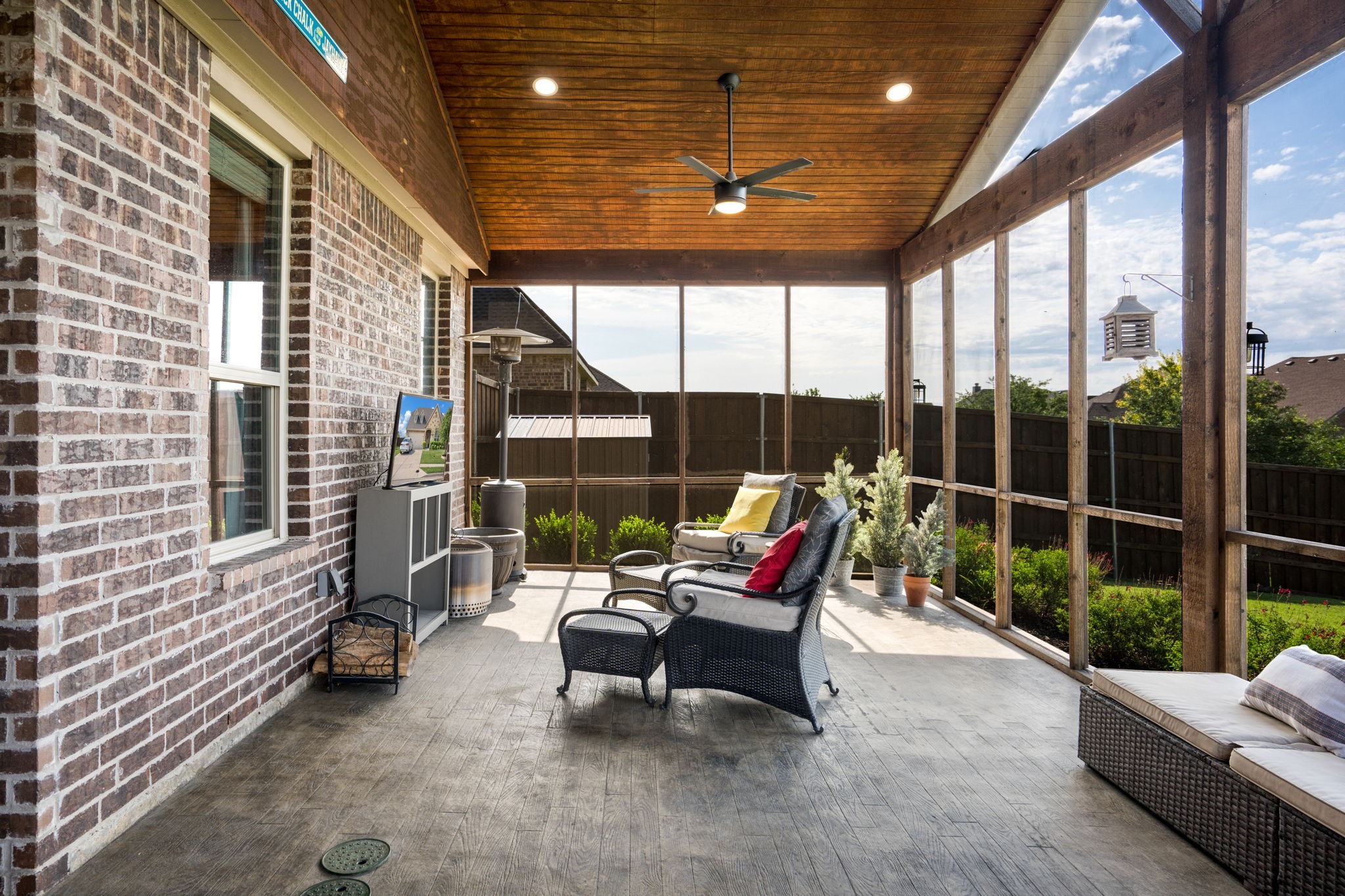 560 Winnetka Drive Oak Point TX 75068