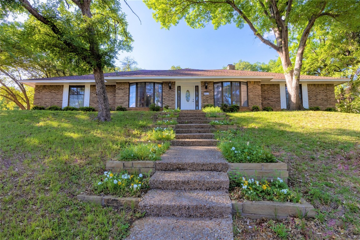 8817 Hunters Glen Trail Fort Worth TX 76120