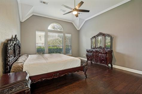 2401 Brown Bear Way Euless TX 76039