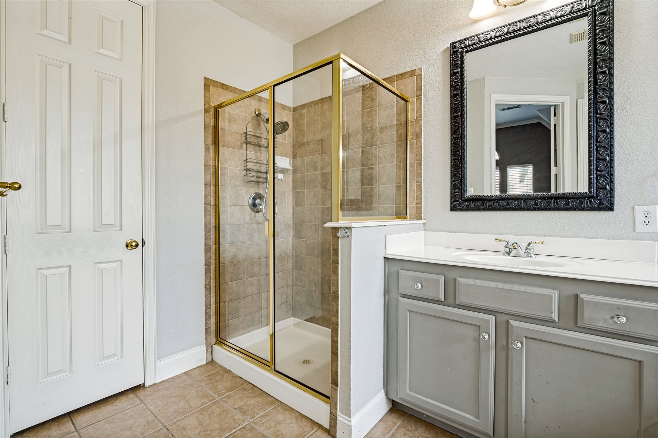2401 Brown Bear Way Euless TX 76039