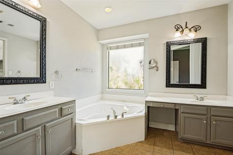 2401 Brown Bear Way Euless TX 76039