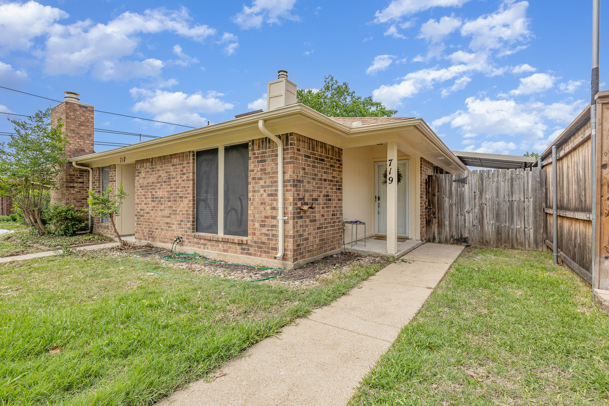 719 Cory Street Grapevine TX 76051