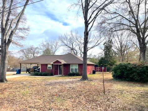 106 Walnut Street Chandler TX 75758
