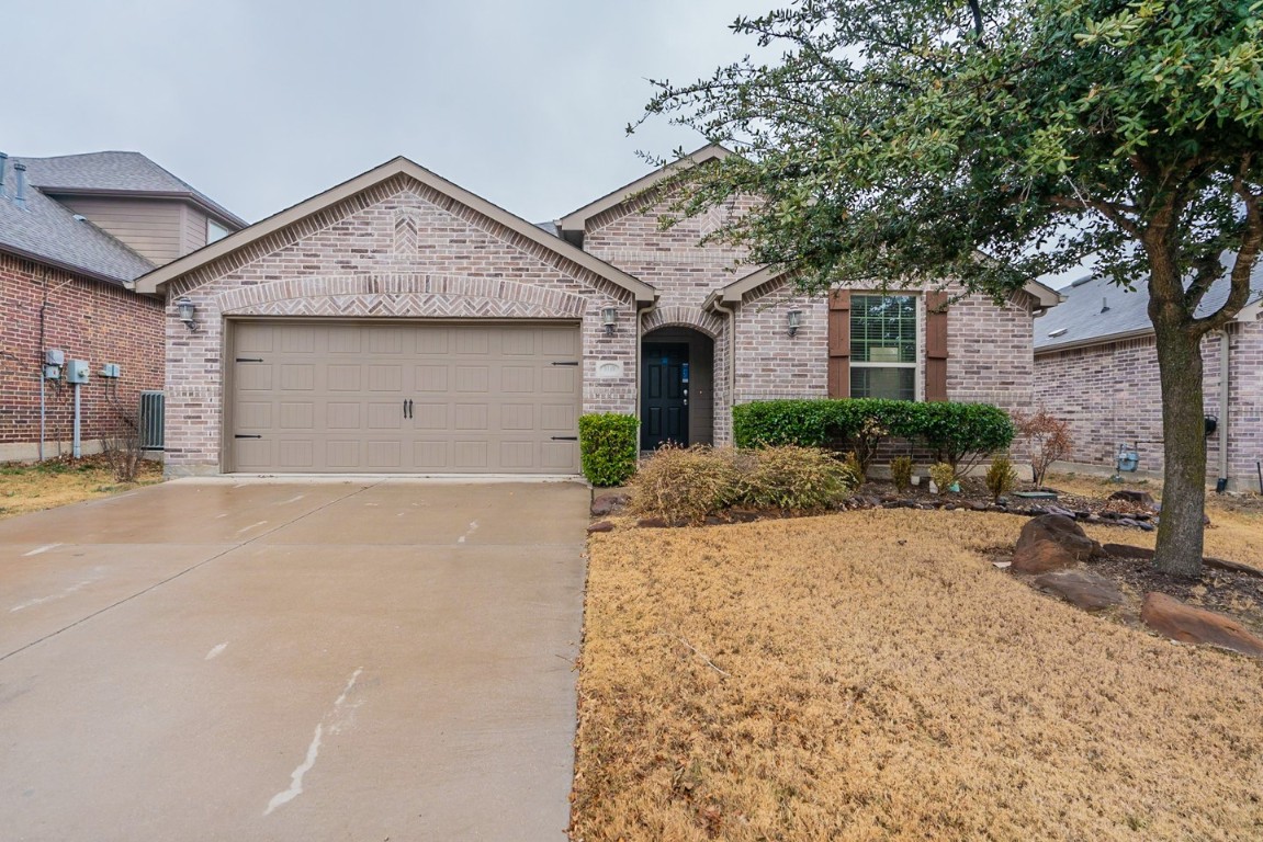 9349 Comanche Ridge Drive Fort Worth TX 76131
