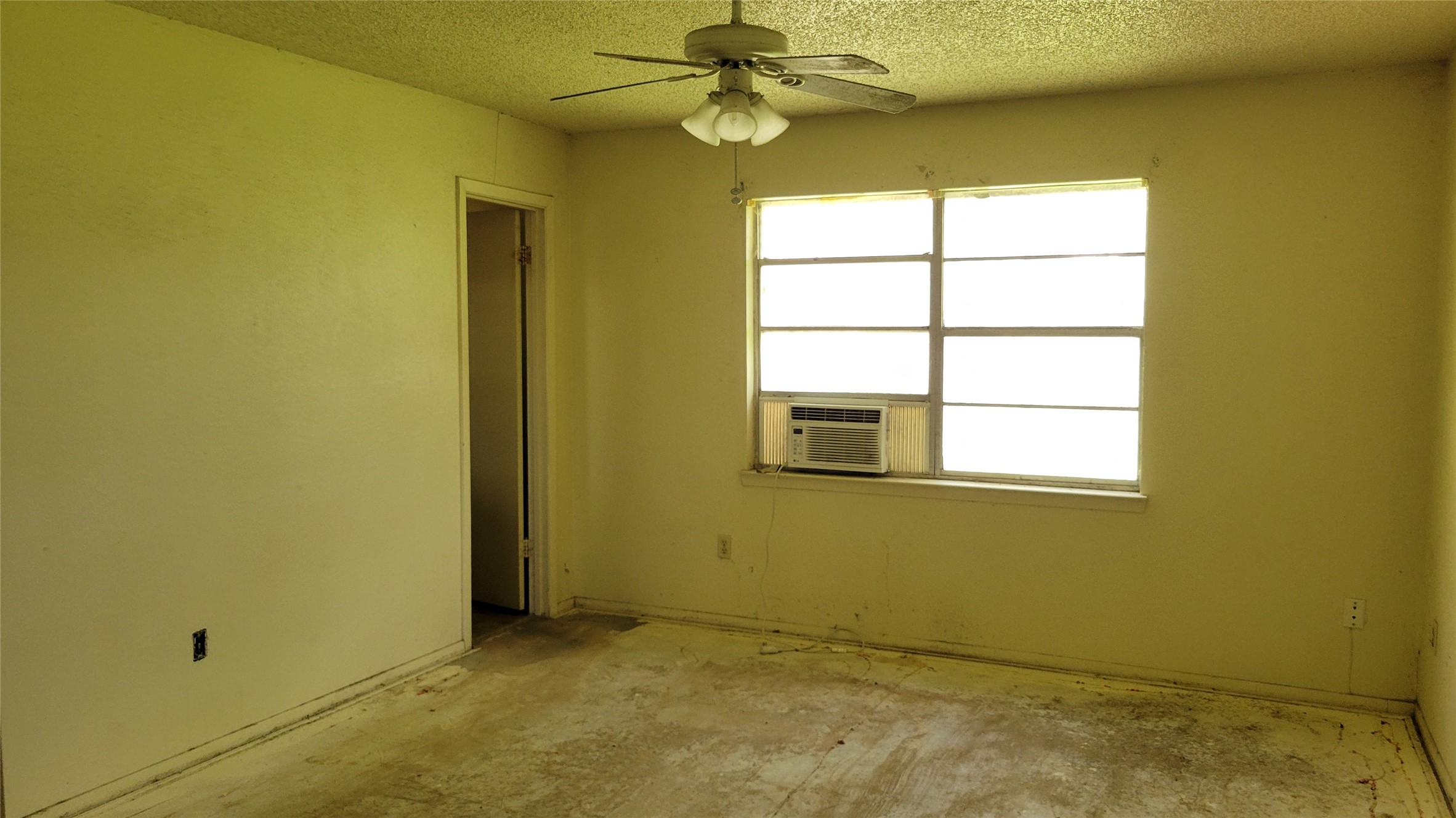 902 S Old Temple Road Hewitt TX 76643