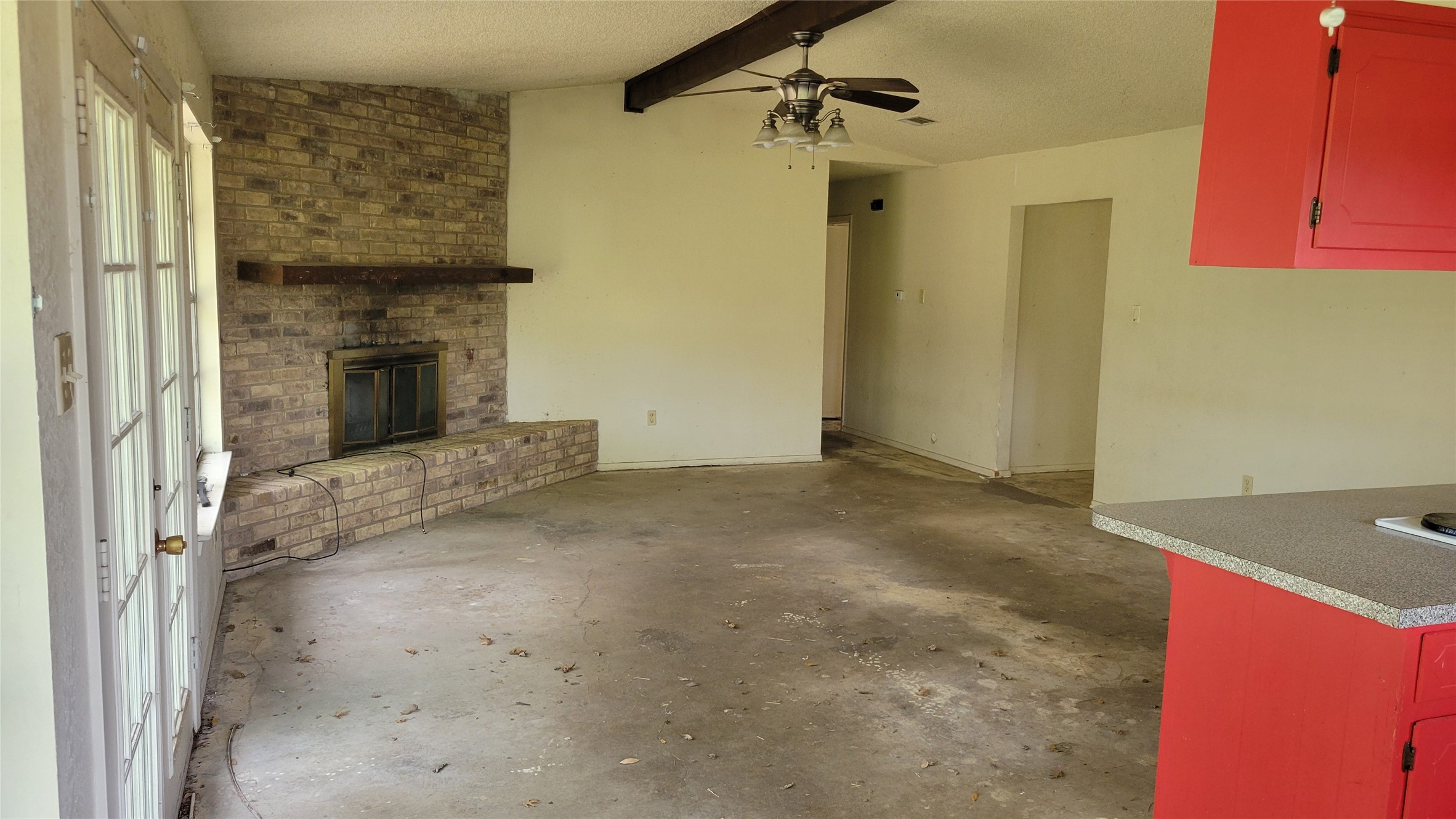 902 S Old Temple Road Hewitt TX 76643