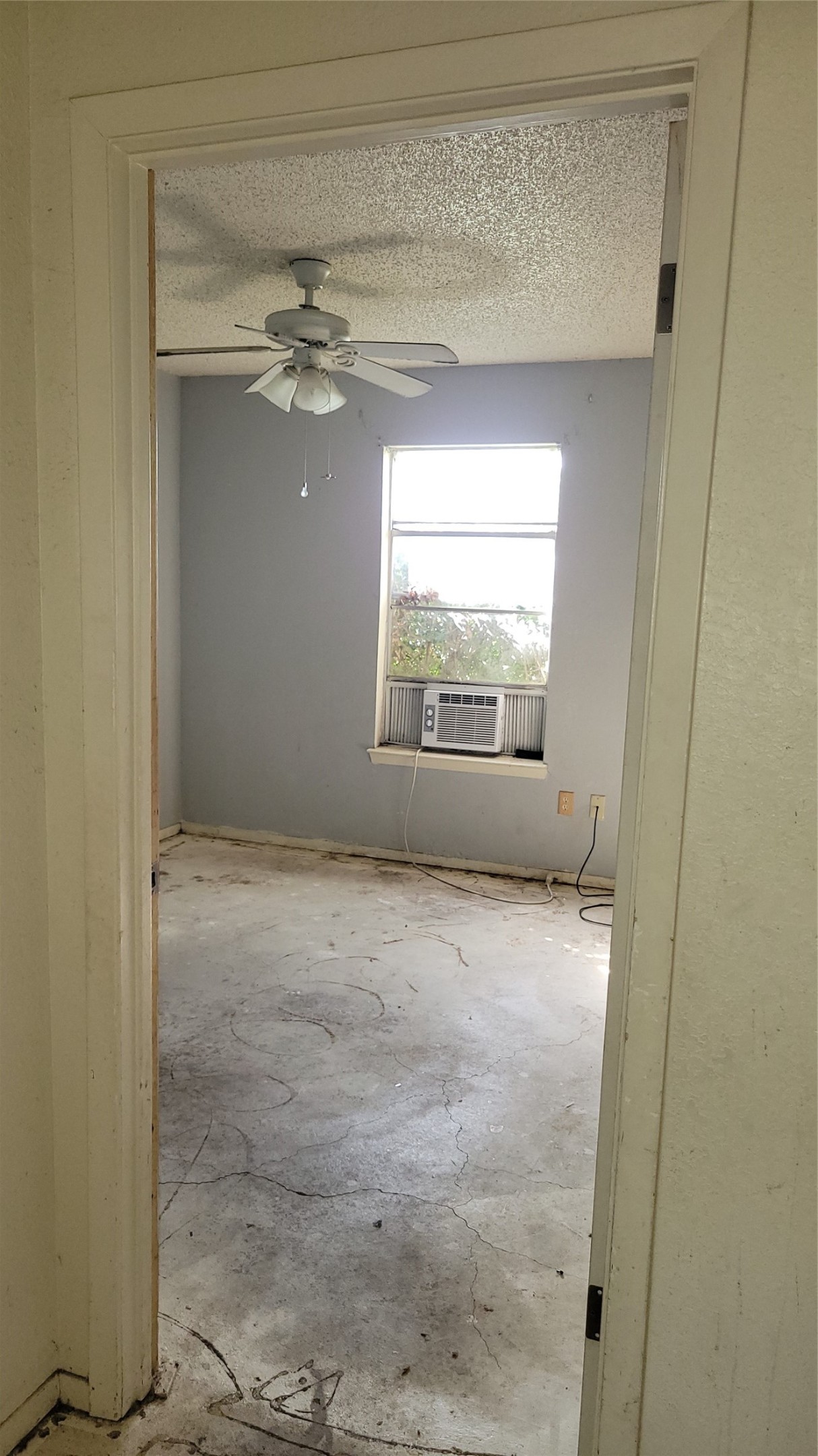 902 S Old Temple Road Hewitt TX 76643