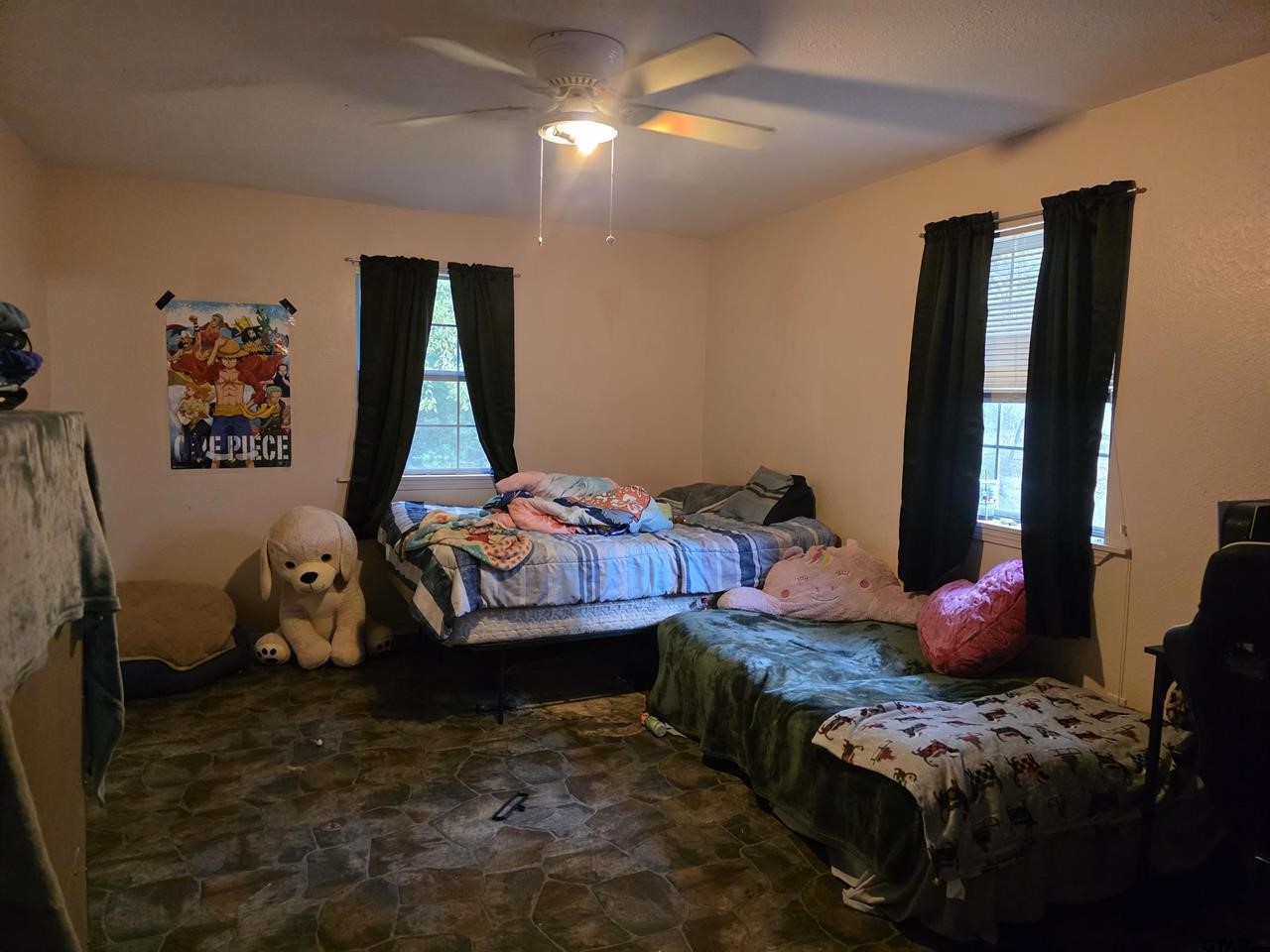 300 Walnut Naples TX 75568