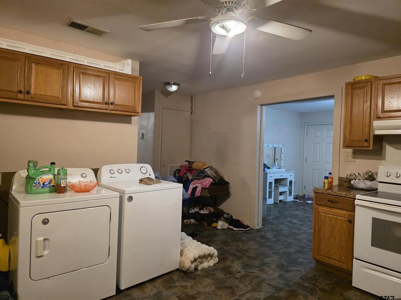 300 Walnut Naples TX 75568