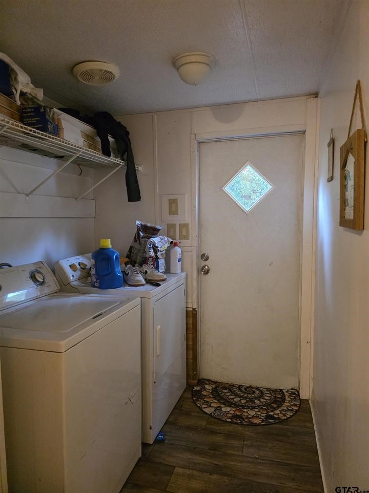 300 Walnut Naples TX 75568