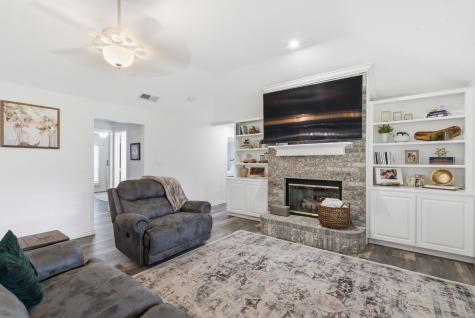 432 Dove Lane Fort Worth TX 76108