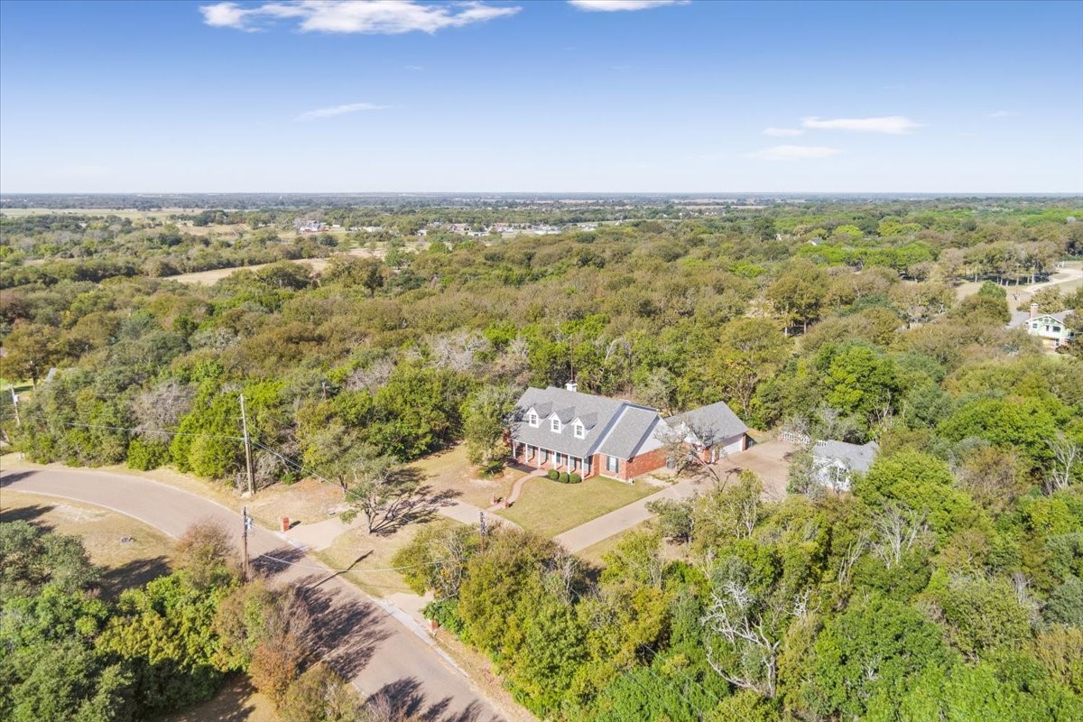 404 Greenwood Lane Waco TX 76705