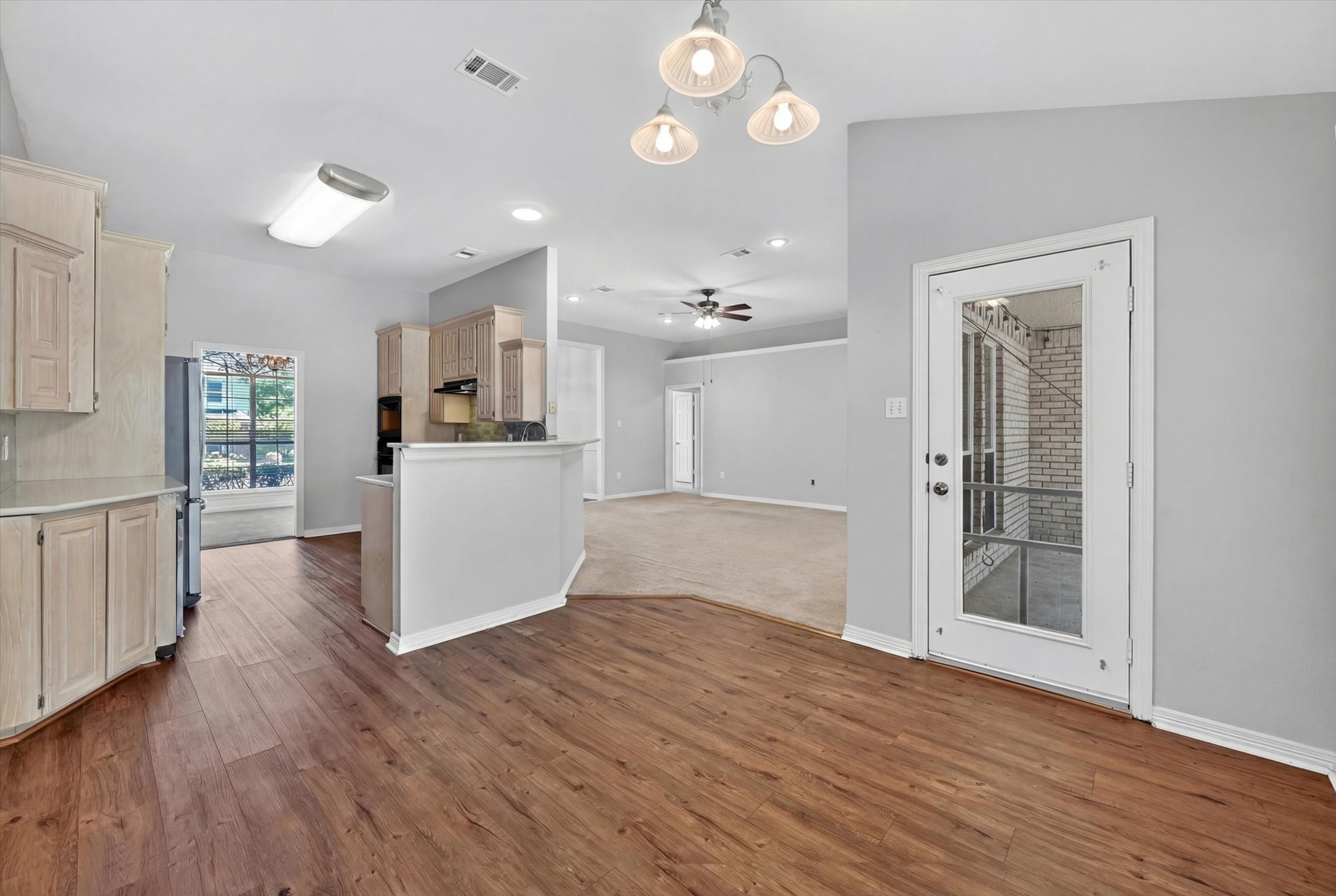 7637 Jill Court North Richland Hills TX 76182