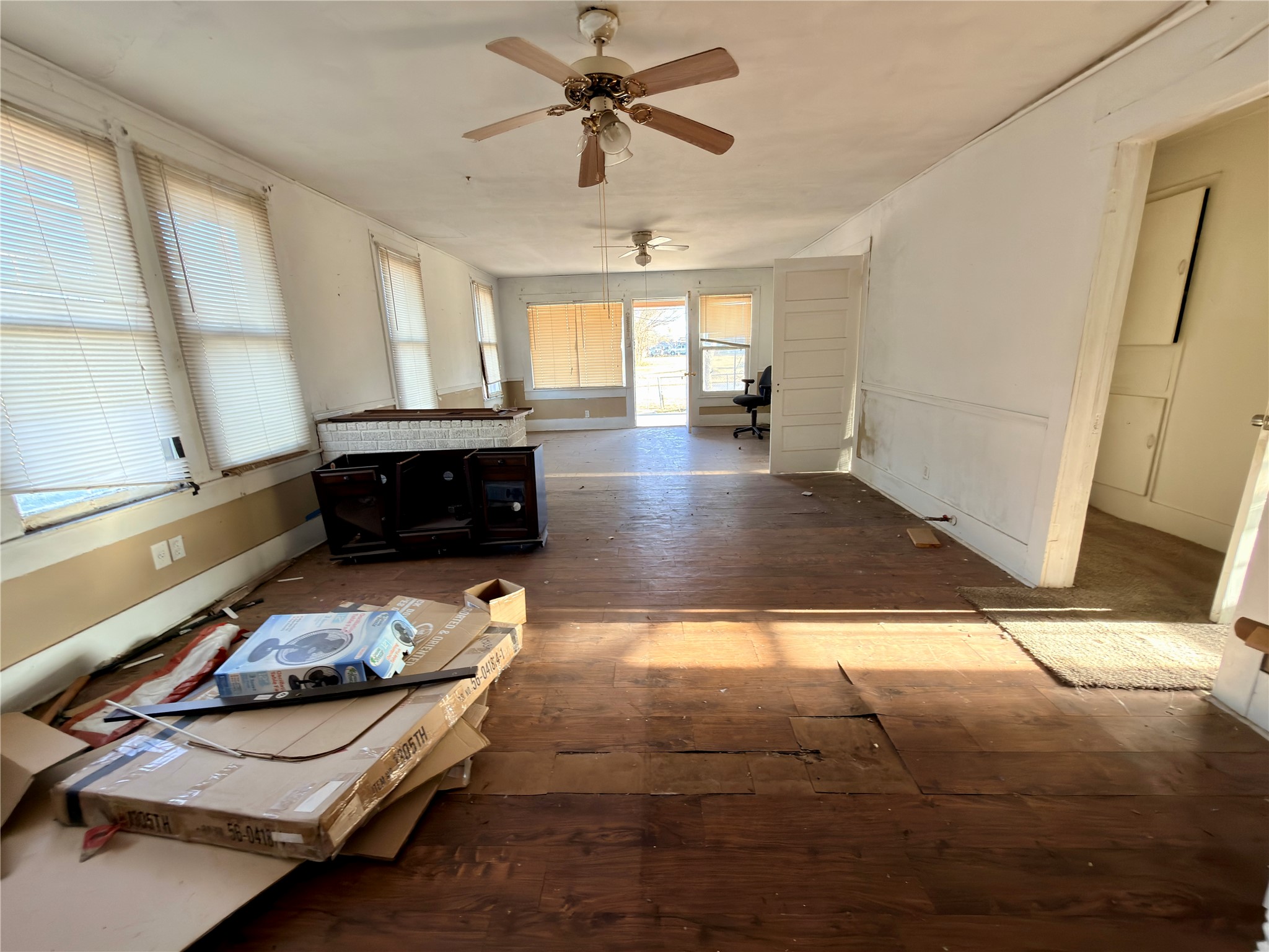 304 E 1st Avenue Corsicana TX 75110