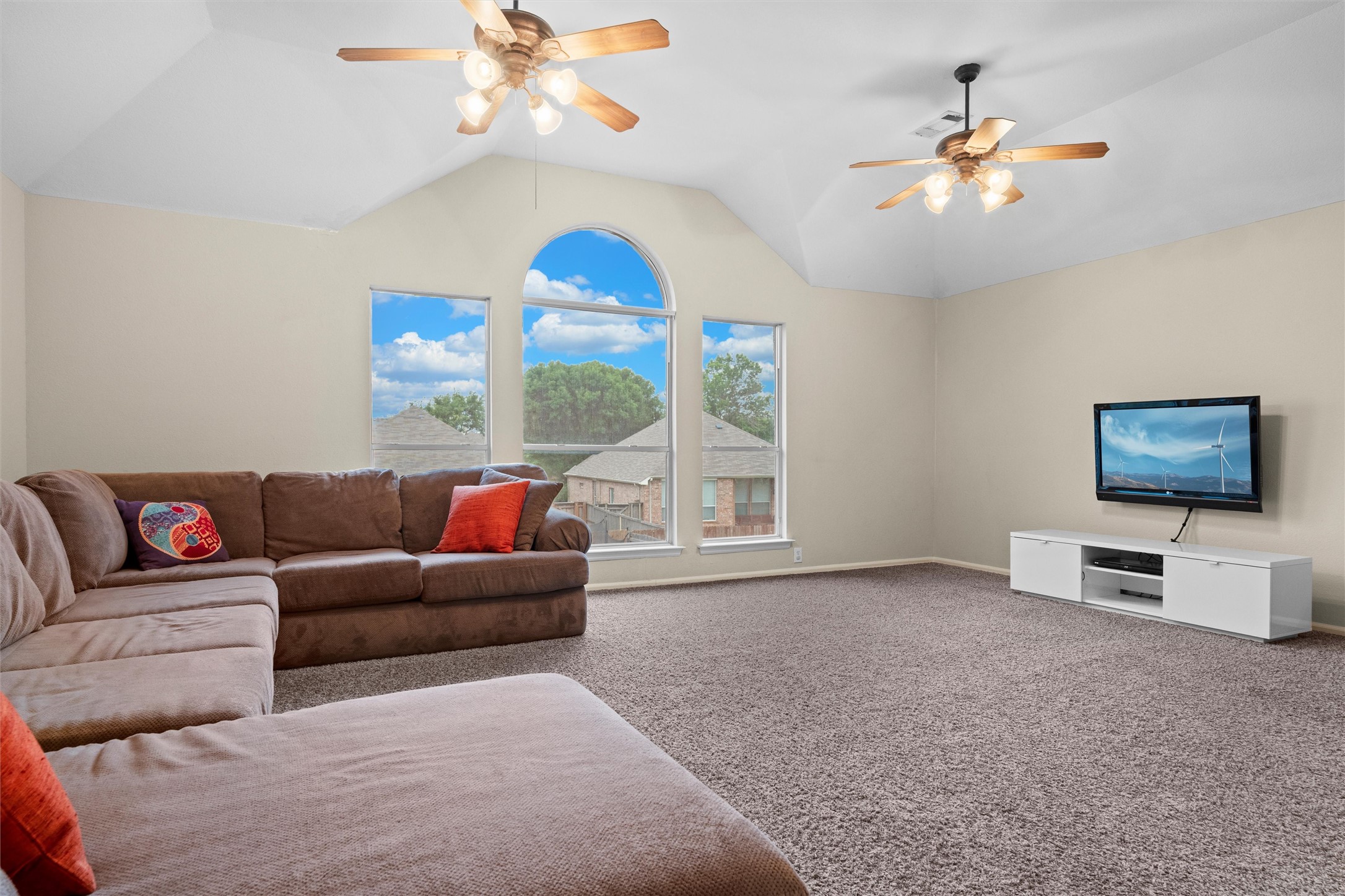2815 S Serrano Grand Prairie TX 75054