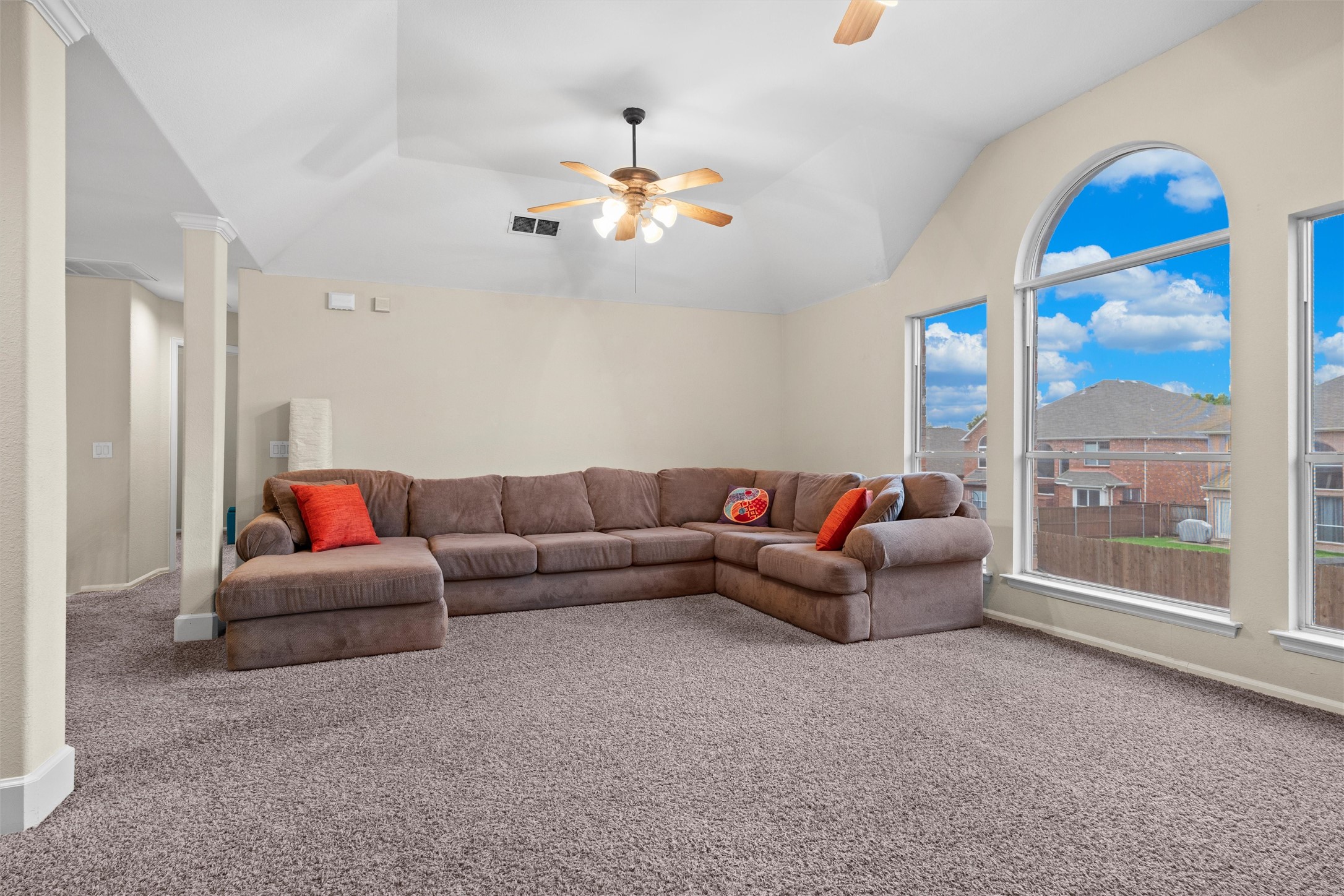 2815 S Serrano Grand Prairie TX 75054