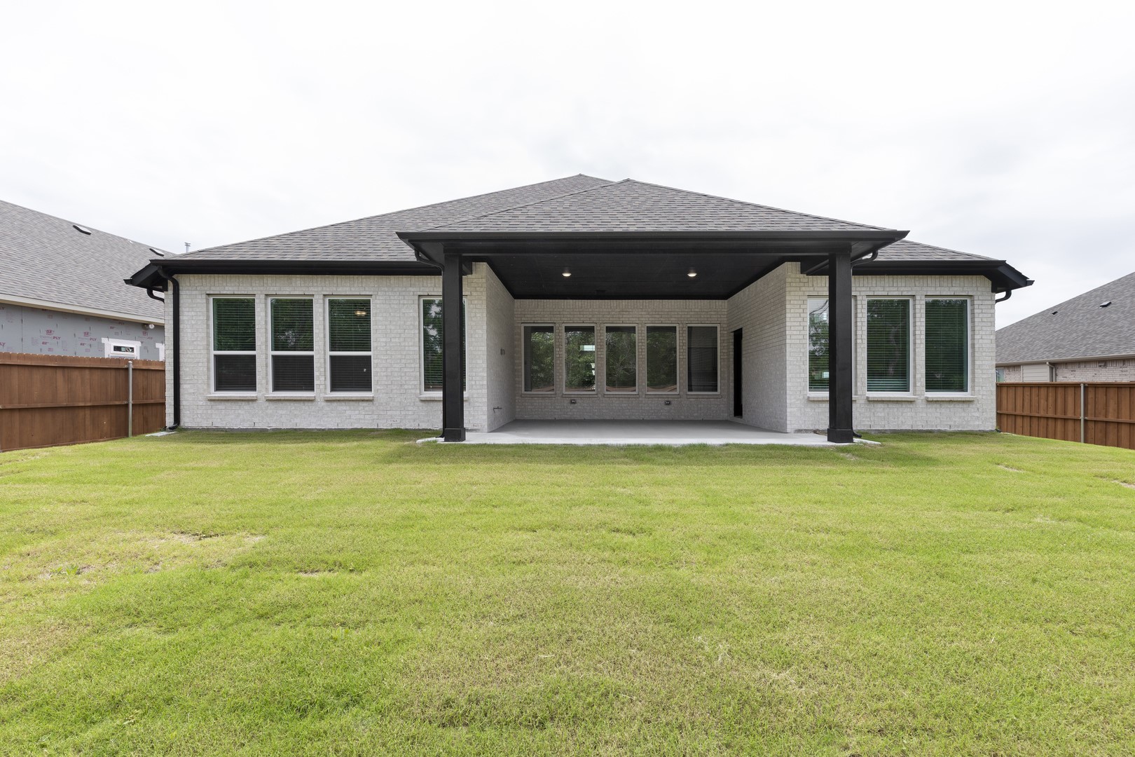 3809 Maize Avenue Heartland TX 75114