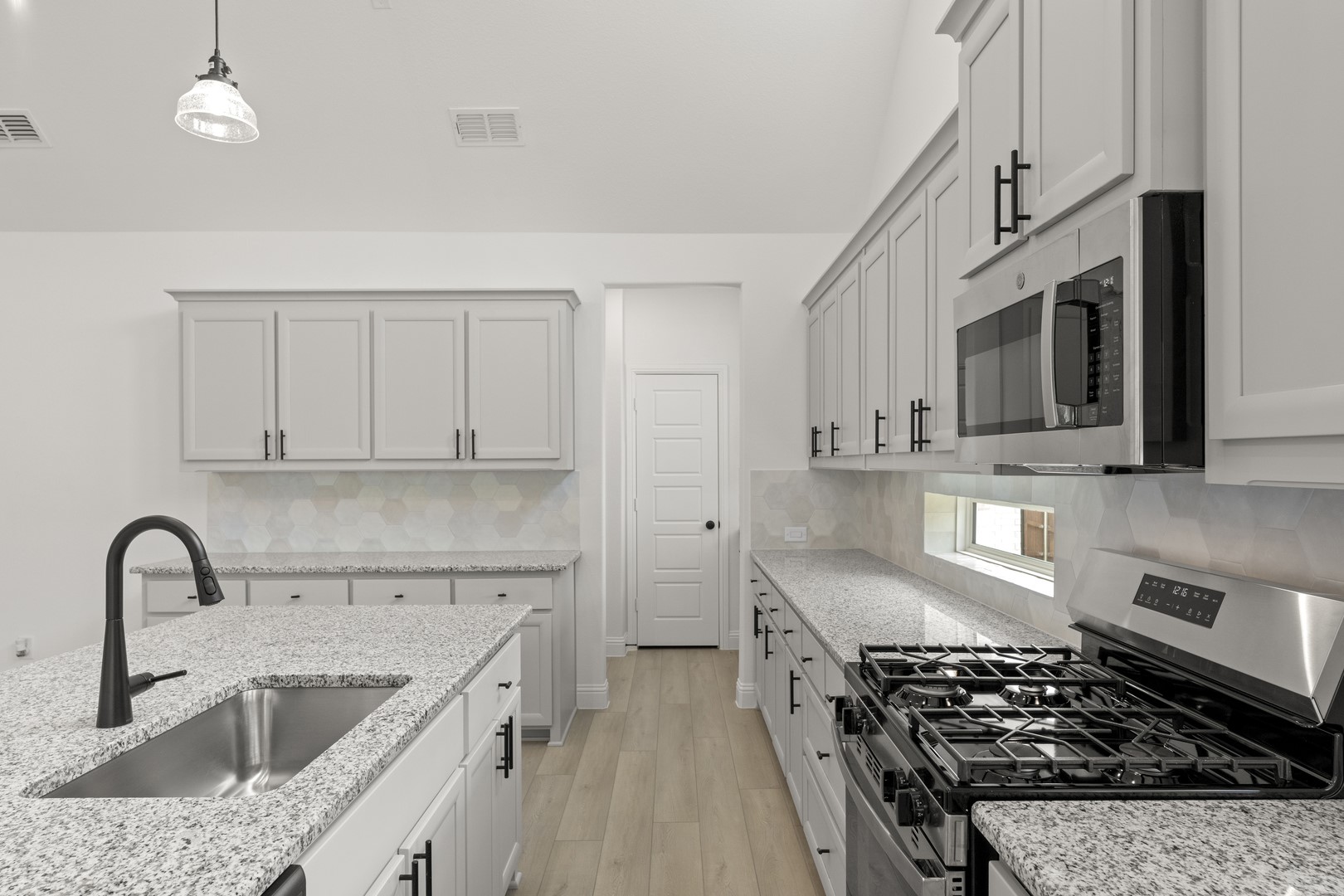 3809 Maize Avenue Heartland TX 75114